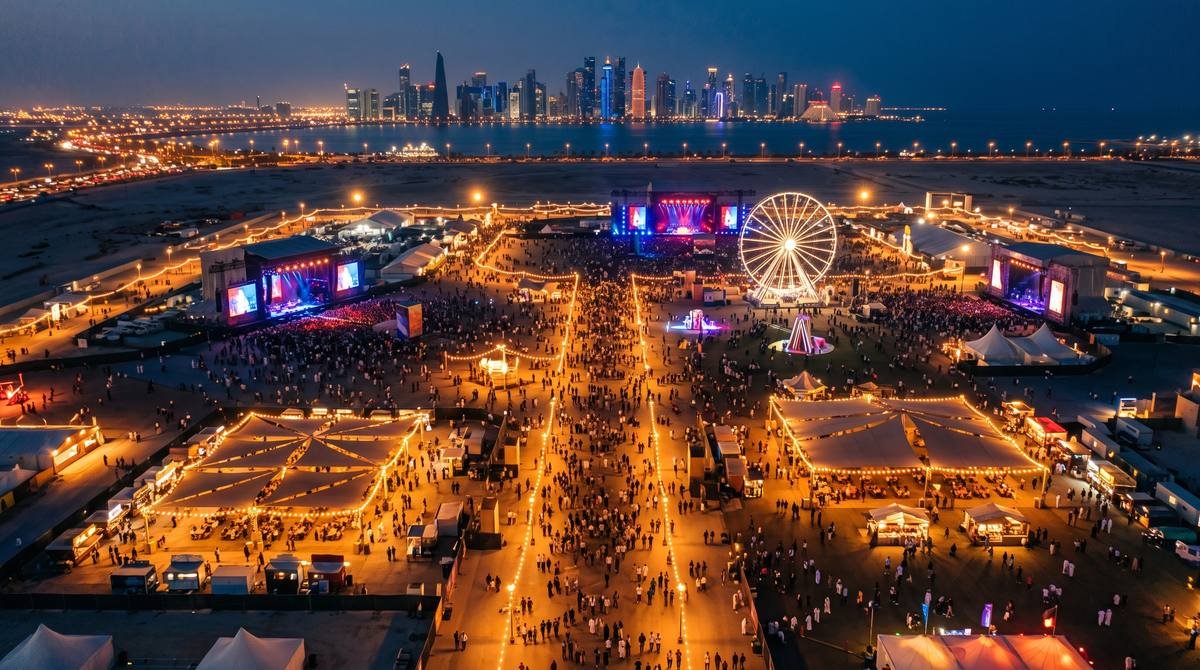 Mega Festivals, CLSTR reference frame